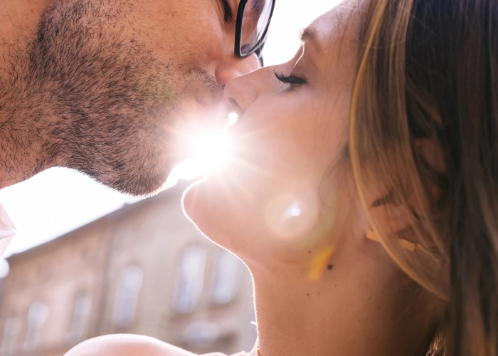 Kissing Tips for Guys